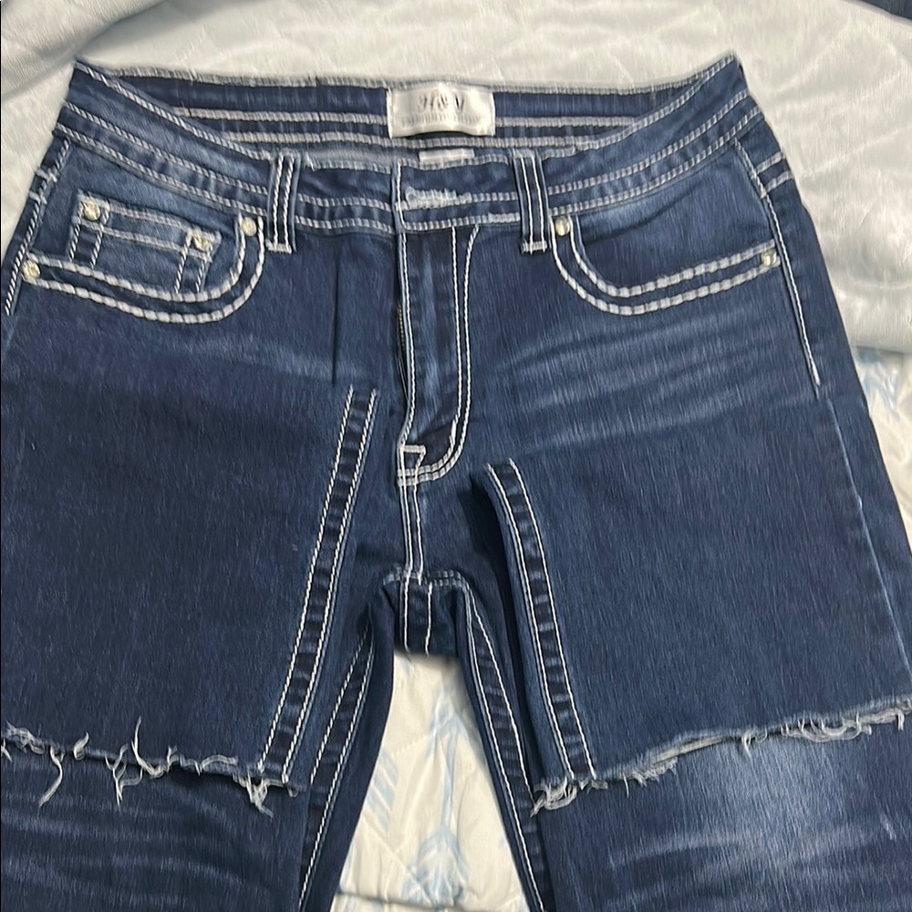 Blue Ankle Cropped Jeans with Distressed Details